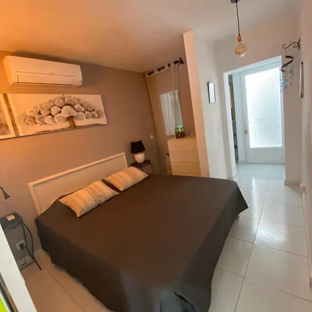Maison Avec Jardin A 400 M De La إمبوريابرافا