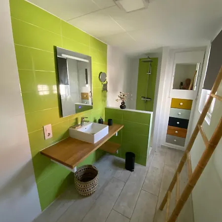 Maison Avec Jardin A 400 M De La بيت للعطل
